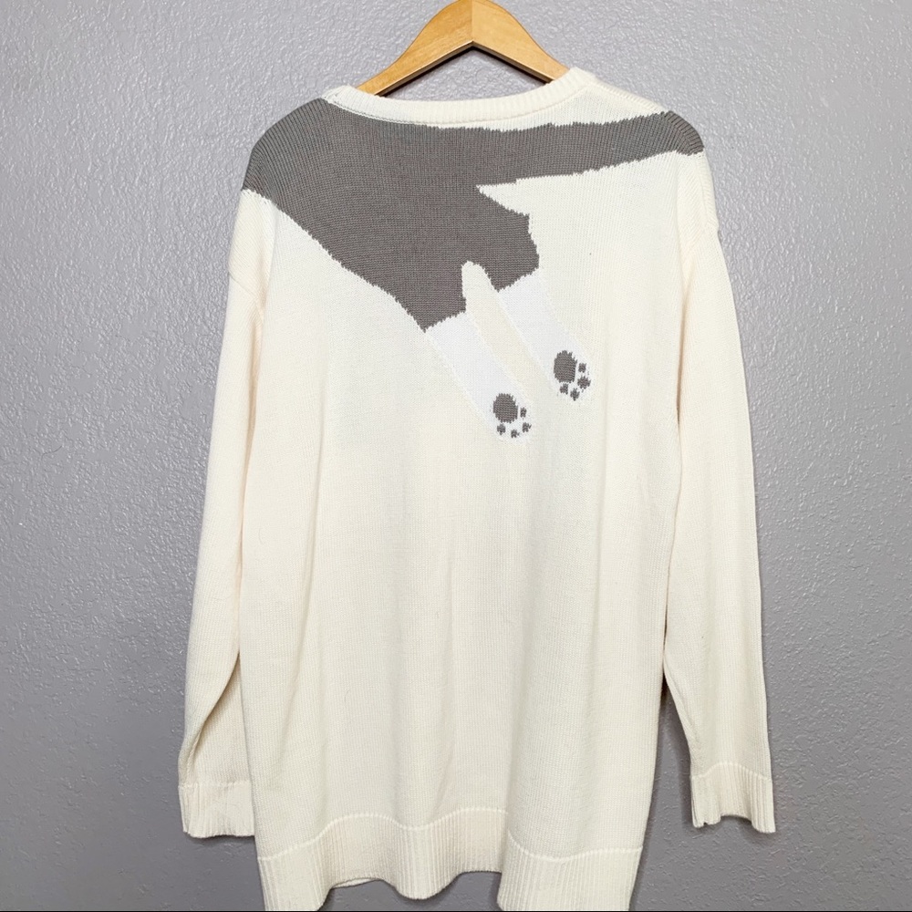 Cat Design Cream Sweater - Picture 5 of 9